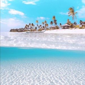 💖Happy Poshing!💖